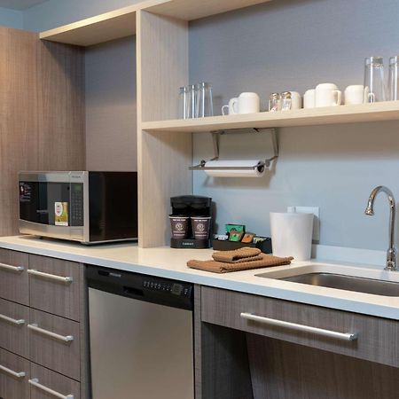 Home2 Suites By Hilton Indianapolis Airport Экстерьер фото