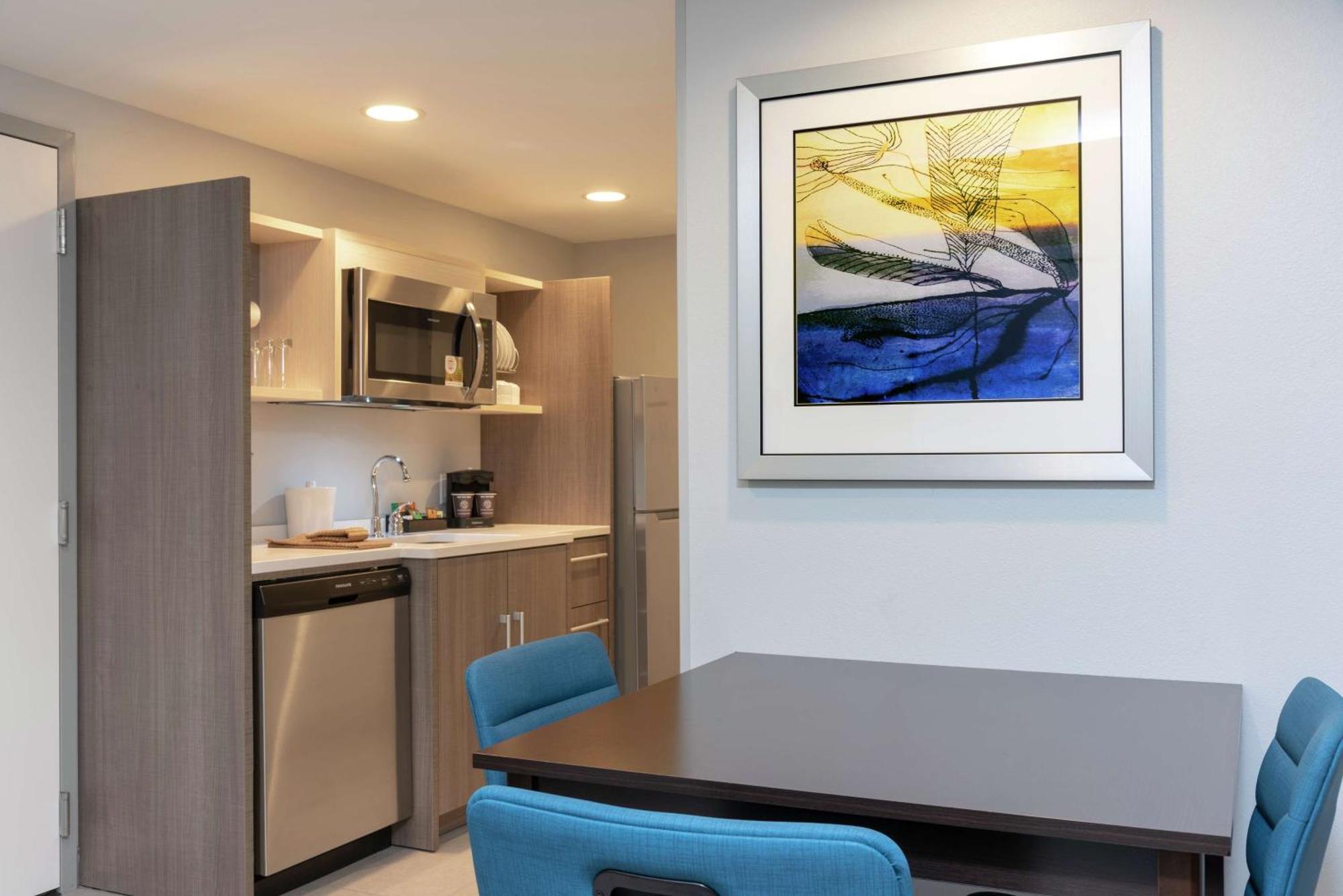 Home2 Suites By Hilton Indianapolis Airport Экстерьер фото